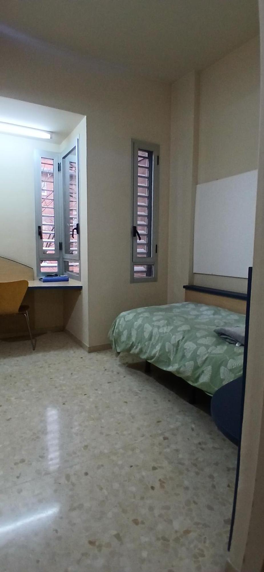 Larru Los Bermejales Residencia Universitaria إشبيلية المظهر الخارجي الصورة